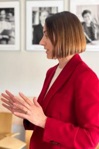 zastępczyni dyrektora IHiA UKEN, Dorota Żurek komentuje wystąpienie