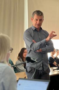 pytanie zadaje Bartosz Drzewiecki