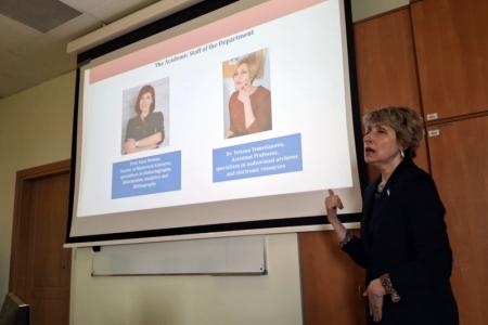 Marina Palìênko prezentuje współpracowników